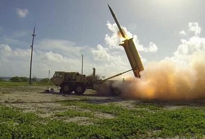 解放军大校香会谈两岸关系:必要时不排除动武可能