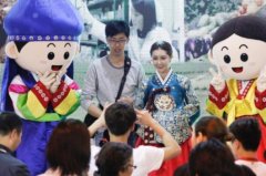 中秋紧挨国庆可拼假12天 出境游名额紧张日本泰国火爆