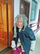 河南老妪在中印边境游荡近30年 身世成谜