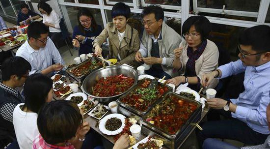 Ŀǰĵͬҹŵ415տʼϸУ׼ҹŵͬôѧҵӪ̶ֳԶԤ룬ÿӪ4Сʱڼ䣬Ӵѧǧ˴Ρ