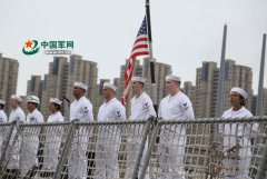 美舰挑衅又访华,中美博弈白云苍狗