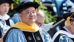 陈竺院士获颁荣誉科学博士学位