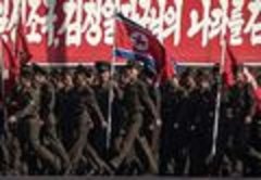 朝鲜警告美国:若轻举妄动将降下核雷轰和闪电