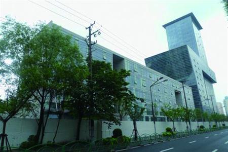 上海高校食堂数同济最多 大学那段青春往往是围绕吃展开