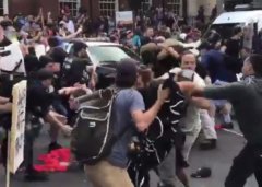 美弗吉尼亚州爆发大规模冲突 汽车撞向人群