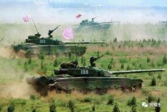 金正恩大言不惭警告中国后,中国外交部长回应:认清自己