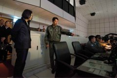 ½̨̬ Ӣļָʾ̨ͻϮ