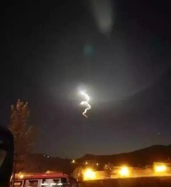 △网友在山西省忻州市五台山风景名胜区拍摄的画面