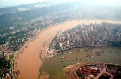 嘉陵江从镜头前流过(伟大征程--纪念改革开放40周年)