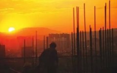 毕淑敏:人生有三件事不可俭省