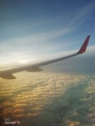 全国人大常委会发言人就香港法院有关司法复核案判决发表谈话