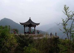 刘壁瑛诗选(登石钟山感怀等三首)