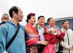 上海知青知名作家叶辛重返第二故乡贵阳修文县沙锅寨