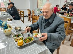 一桩“亏本买卖”,十八年的坚持