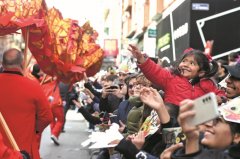 品鉴中国文化 感受中国年味——龙年春节庆祝活动在多国举行