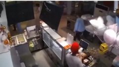 上海超市砍人案后流传的民间版“通报”里隐藏的几个细节