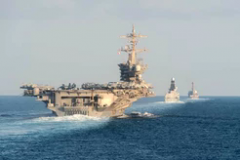 突发!美国航母及多艘军舰遭袭