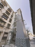 加装的新电梯,只能看没法用