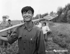 中国知青载入“方志”时不我待