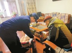 消防关注独居老人卧床人员