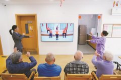 “老同学”相伴守护“迷雾中的老人”