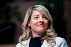 ������ת�䡱�����ô�Ի����±�̬