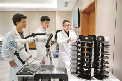 ������ڣ����������ں���